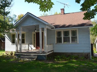 4076 N Freeman Rd, Orchard Park, NY, 14127