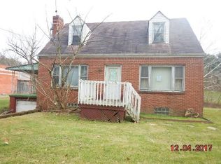 3197 Millers Run Rd, Cecil, PA 15321