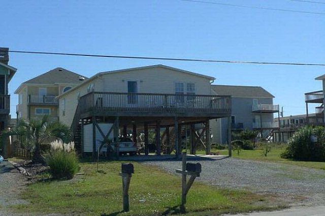 1st image of 3210 Island Dr
