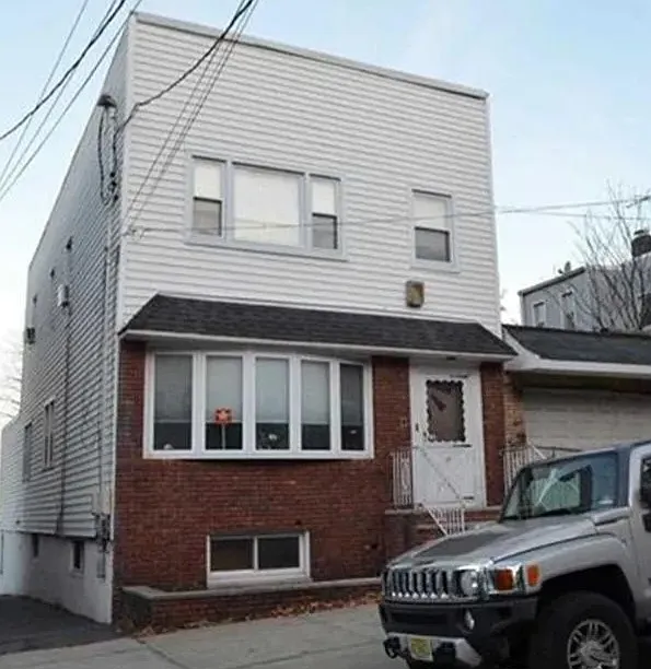 59 Terrace Ave #2
