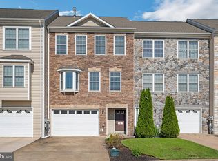 156 Baltusrol Dr, Charles Town, WV 25414