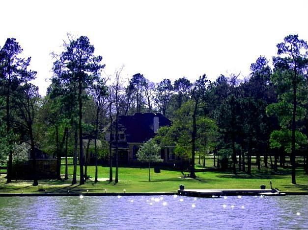 1st image of 20038 Indigo Lake Dr