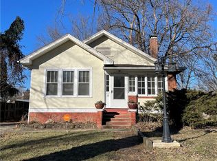 15 Chester Ave, Danville, IL 61832
