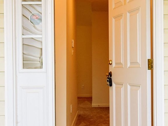 2nd image of 127 Blue Water Dr