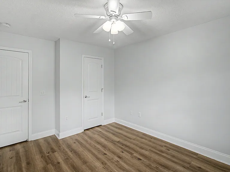 115 SE Cutters Gap — Photo 23