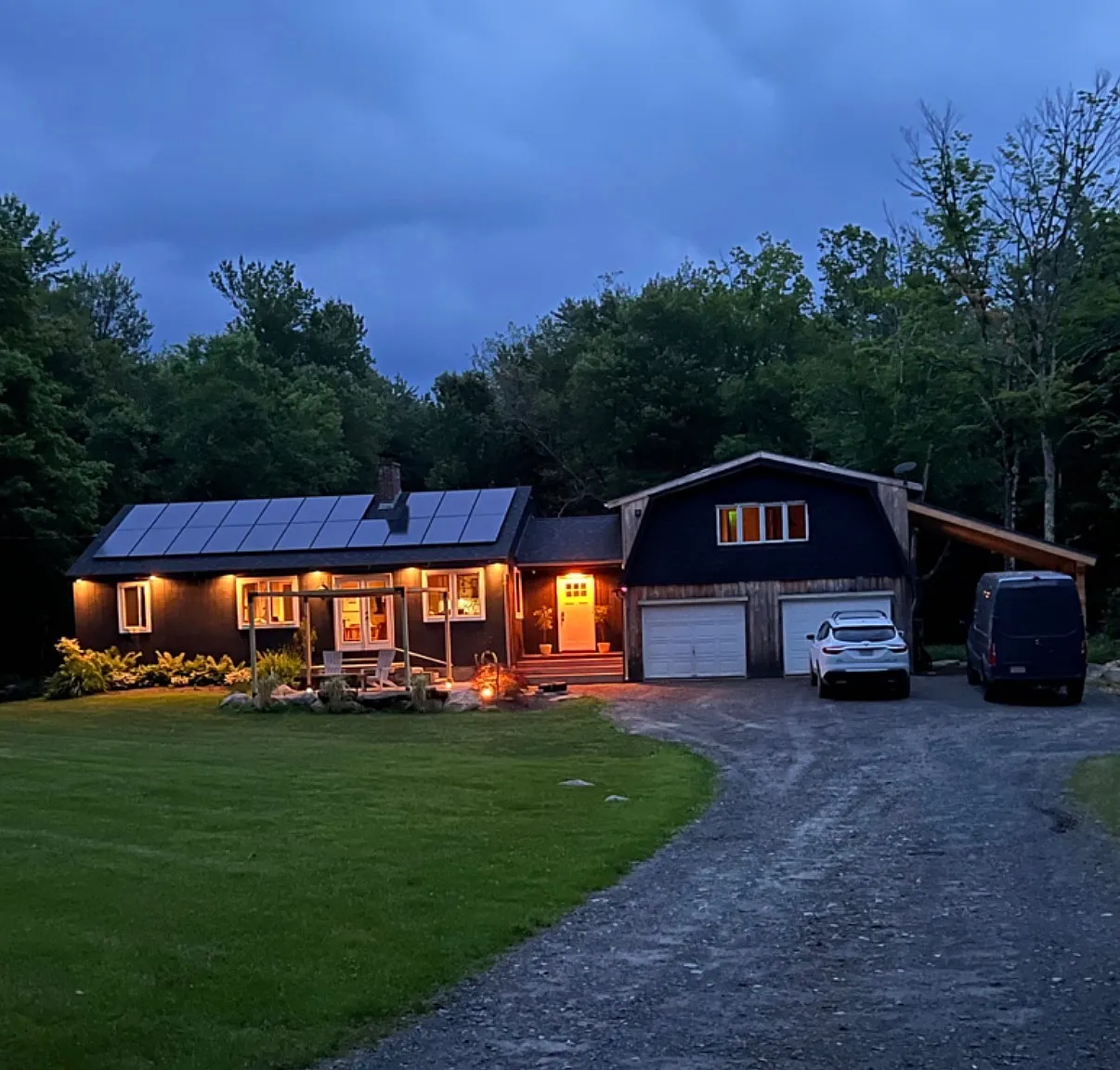 4 bed, 1900 sqft, $3,500 — Photo 1