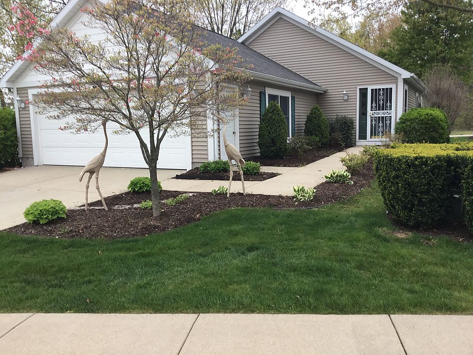 1st image of 3026 Village Ct