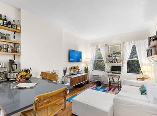 68 Perry St APT 4R, New York, NY 10014