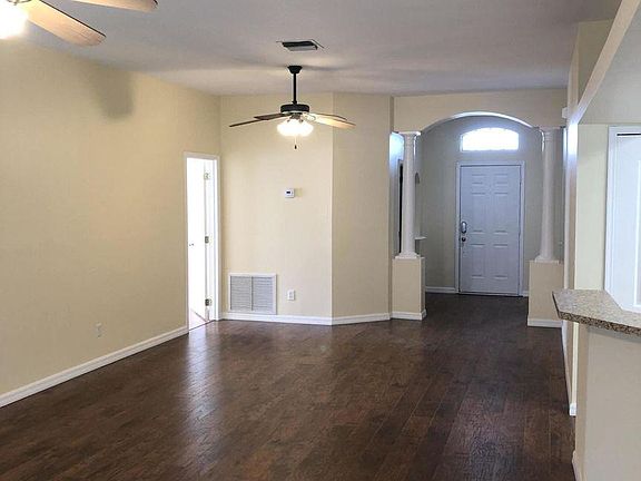 4th image of 8507 Ivanhoe Dr