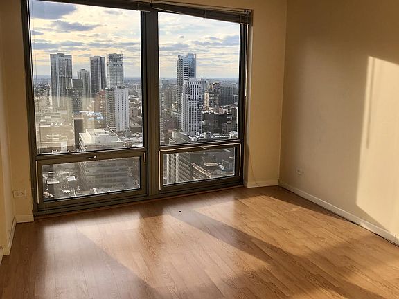 4th image of 440 N Wabash Ave #3700
