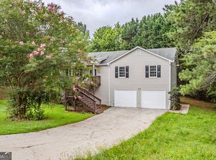 49 Sweetwater Ct, Powder Springs, GA 30127