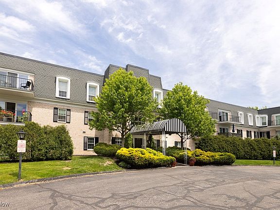 2nd image of 1851 King James Pkwy APT 113