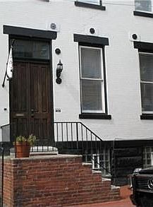 2nd image of 408-410 Jacksonia St