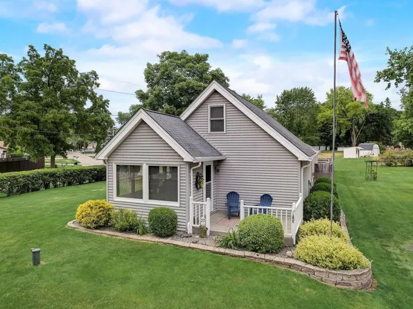 W174S7078 Forest DRIVE, Muskego, WI 53150