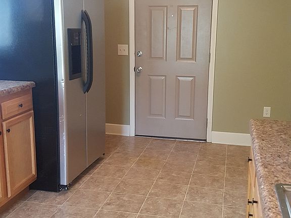 3rd image of 84 Barnhart Dr