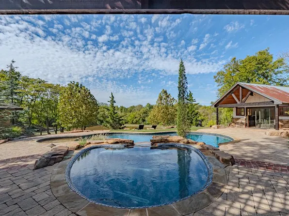 6315 River Oaks Rd, Edmond, OK 73013