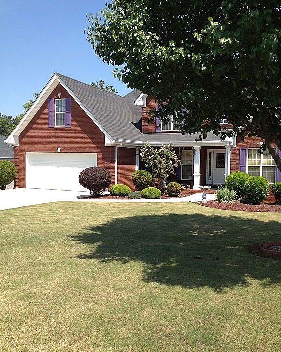 1st image of 2044 Evergreen Dr SE