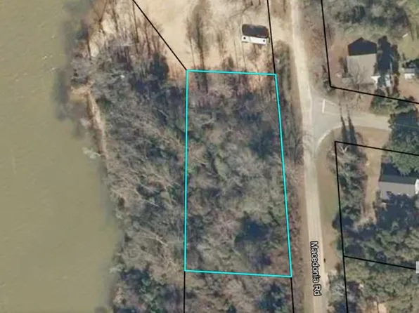 21 Macedonia Rd, Fort Gaines, GA 39851