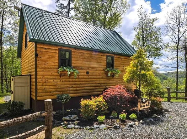 42 Mountain Creek Crossing Rd, Bryson City, NC 28713