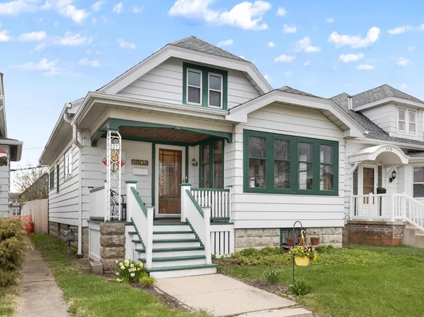 3272 South 15th PLACE, Milwaukee, WI 53215