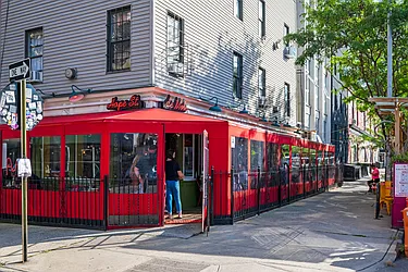 Rented by Living New York