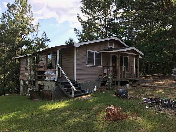 3rd image of 300 Lakeland Dr
