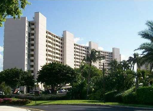 1st image of 122 Lakeshore Dr #8330