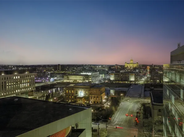 300 Walnut St #1509, Des Moines, IA 50309