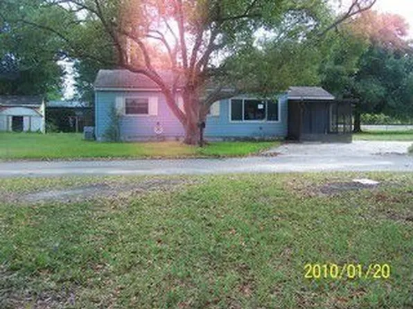 151 10th Dr NW, Mulberry, FL 33860