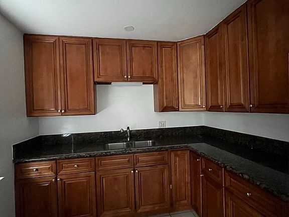 3rd image of 357 S Sierra Madre Blvd APT 1