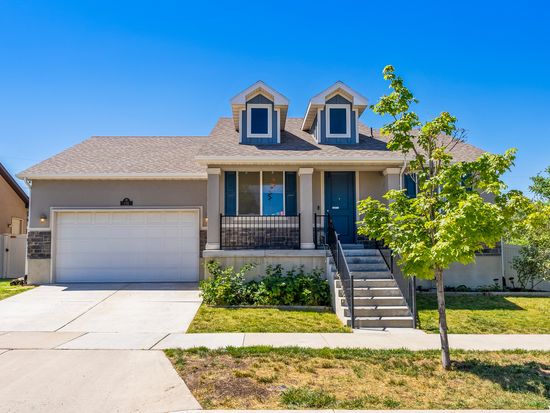 178 E Flicker Dr, Sandy, UT 84070