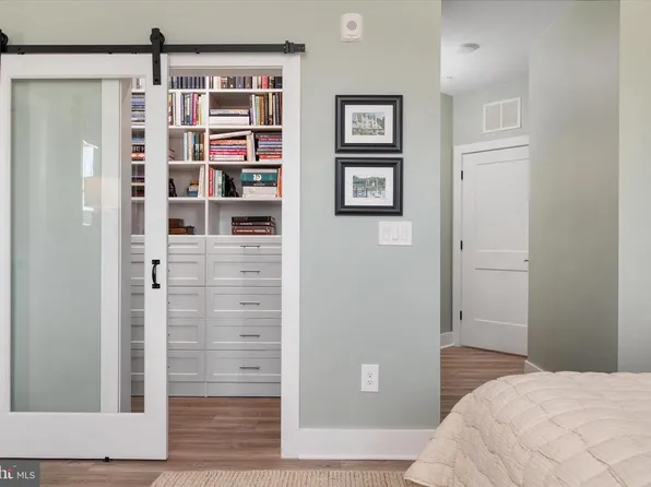 78 Old Mill Bottom Rd N #211, Annapolis, MD 21409