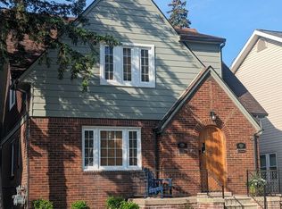 21701 Edna St, Dearborn, MI 48124