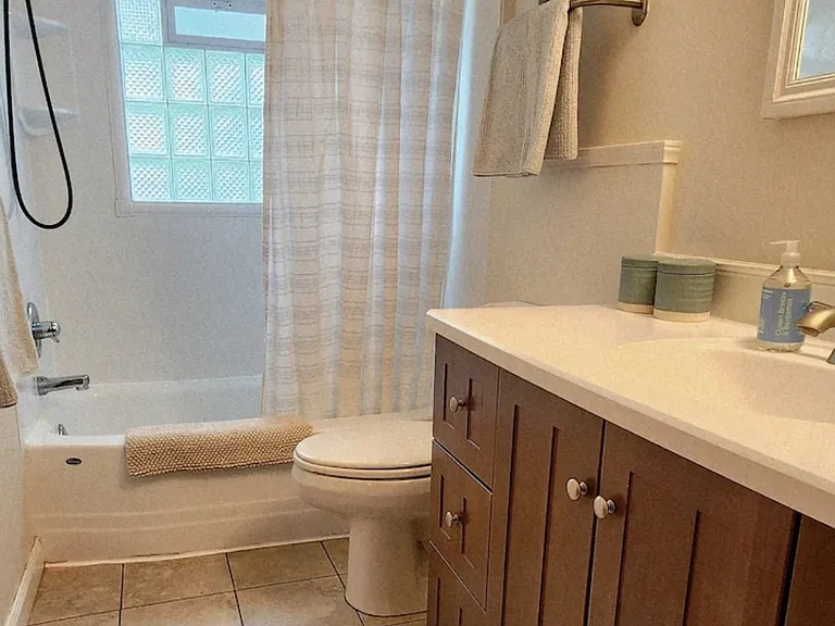 602 Midland Blvd — Photo 12
