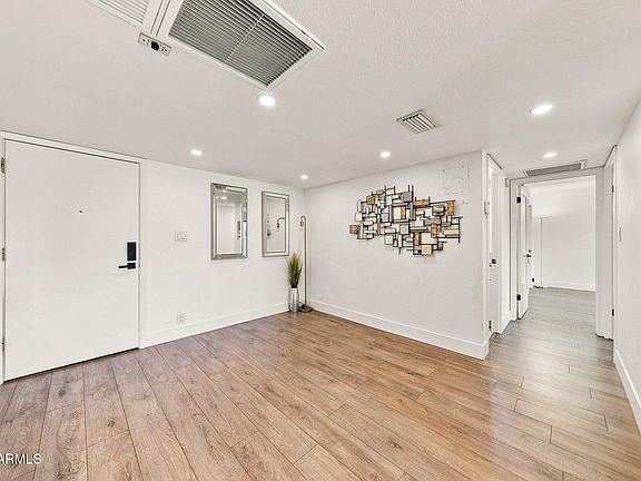 4th image of 7940 E CAMELBACK Road #604