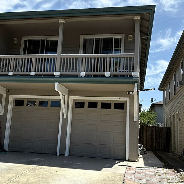 1st image of 4010 Arthur Ashe Cir #4012