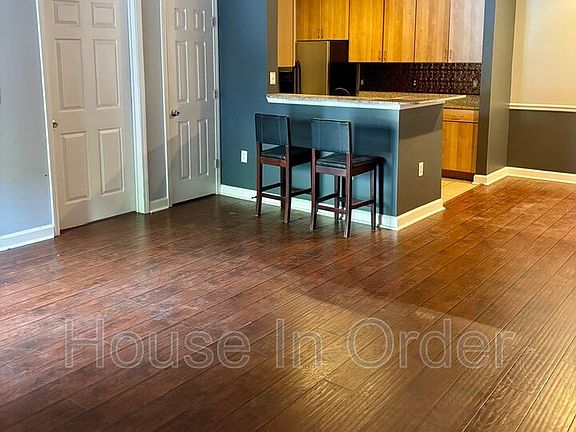 5th image of 1000 Olde Eastwood Village Blvd #107