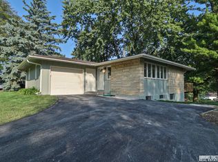 8516 Fowler Ave, Omaha, NE 68134
