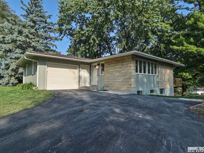 8516 Fowler Ave, Omaha, NE, 68134