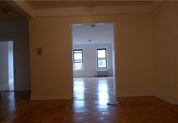 4th image of 3760 88th St APT 6O