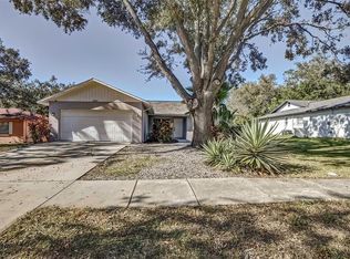 2042 Ridgelane Rd, Clearwater, FL 33755