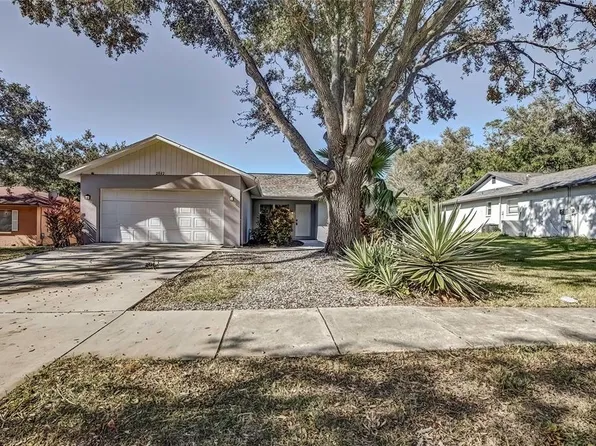 2042 Ridgelane Rd, Clearwater, FL 33755