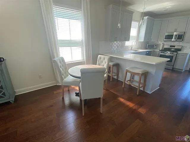 701 Behrman Ave — Photo 5