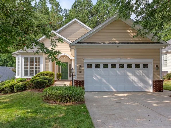 2026 Heritage Pines Dr, Cary, NC 27519