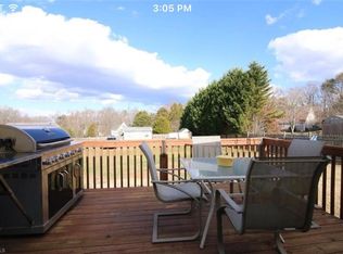 2907 Mitchell Wood Dr, Browns Summit, NC 27214