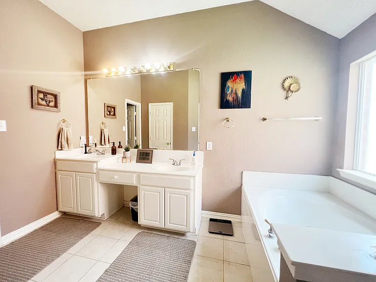 10361 Balsam Dr — Photo 7