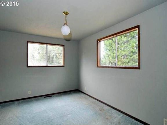 25746 Jeans Rd., Veneta