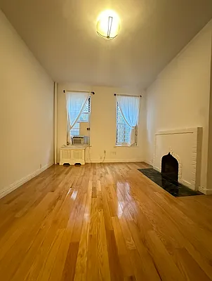 Rented by CitySites Real Estate Group | media 7