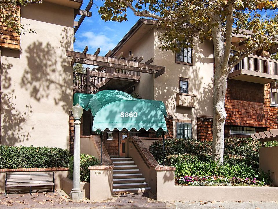 1st image of 8860 Villa La Jolla Dr Unit 220