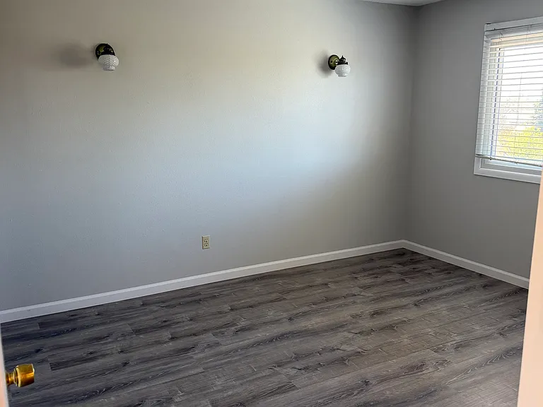 364 Bocage Dr — Photo 14